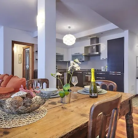 La Casa Di Flo Luxury * Lierna