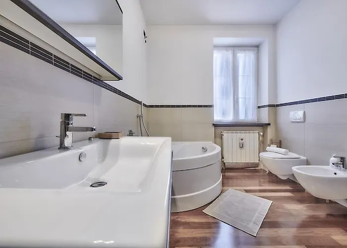 La Casa Di Flo Luxury * Lierna