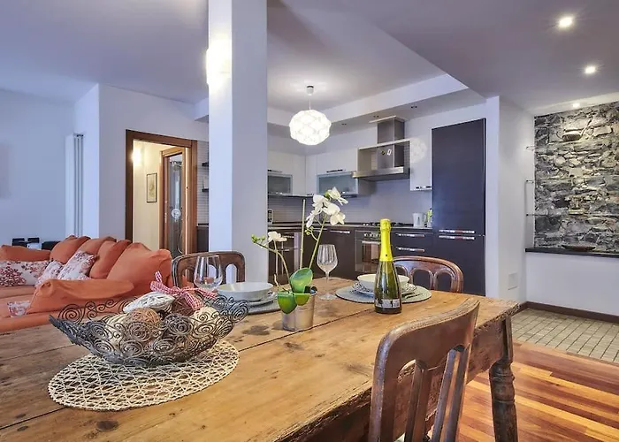 La Casa Di Flo Luxury * Lierna