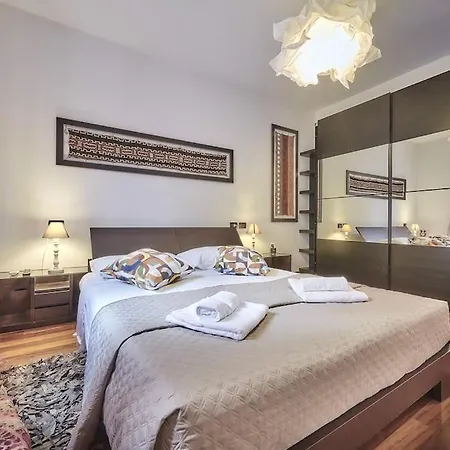 La Casa Di Flo Luxury ليرنا